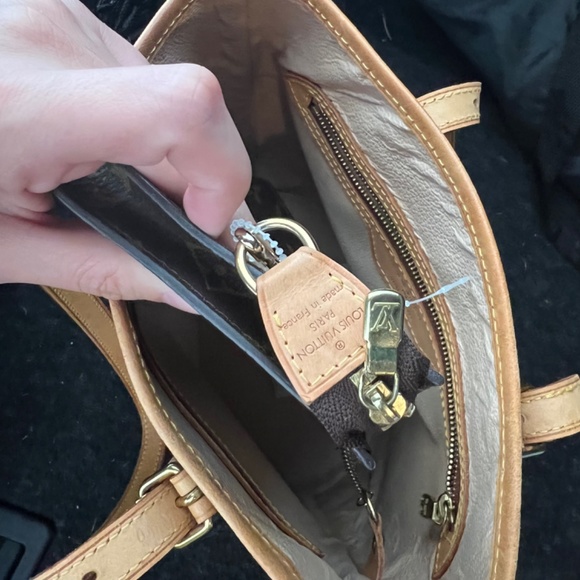 New LV hangbag - Picture 7 of 7